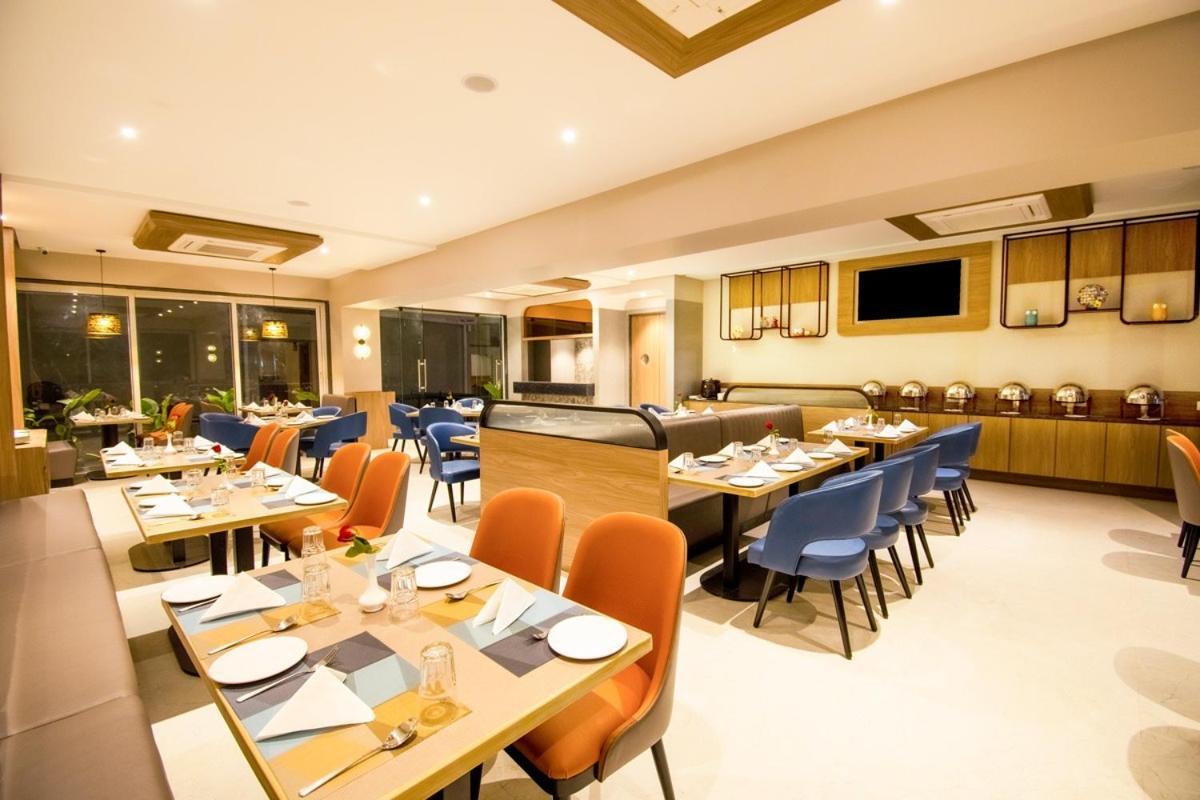 Meritas Aura Resort Lonavala Eksteriør billede